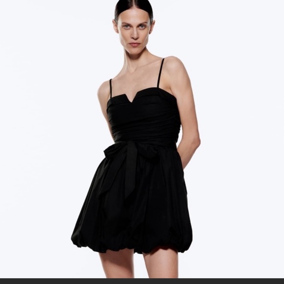 Zara Dresses & Skirts - ZARA BLACK VOLUMINOUS MINI DRESS